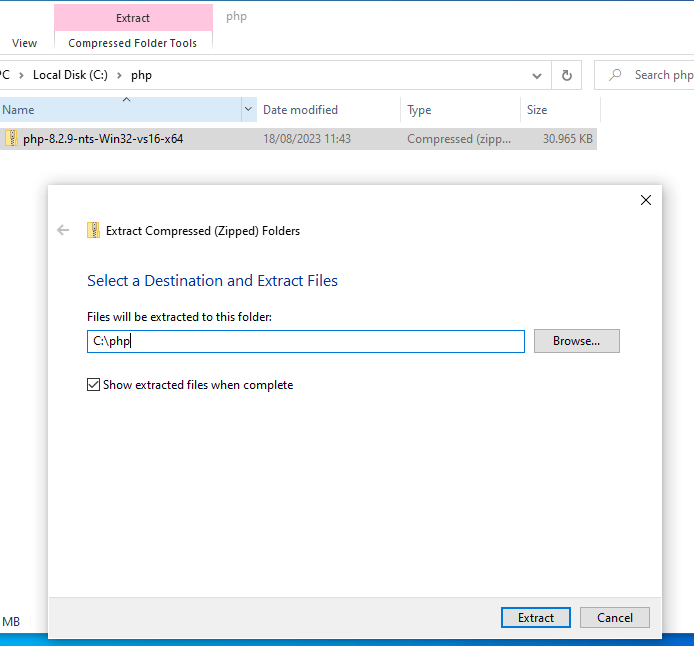 The Windows zip extraction tool with destination set to c:\php
